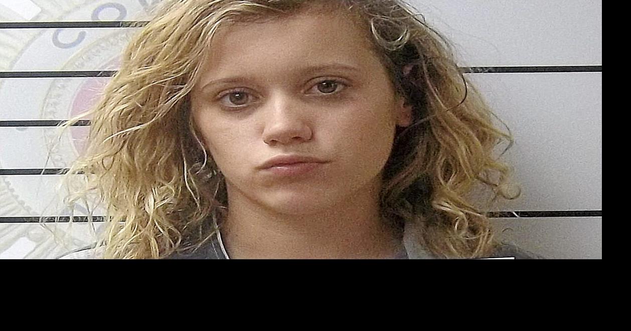 Coweta woman robbed in McDonald's parking lot