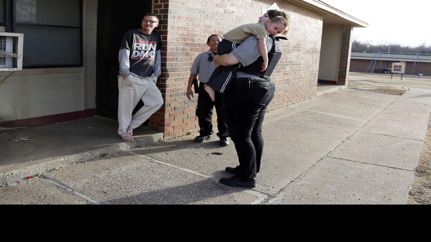 Increased Security Among Strategies To Combat High Homicide Rate In Tulsa Public Housing Crime News Tulsaworld Com