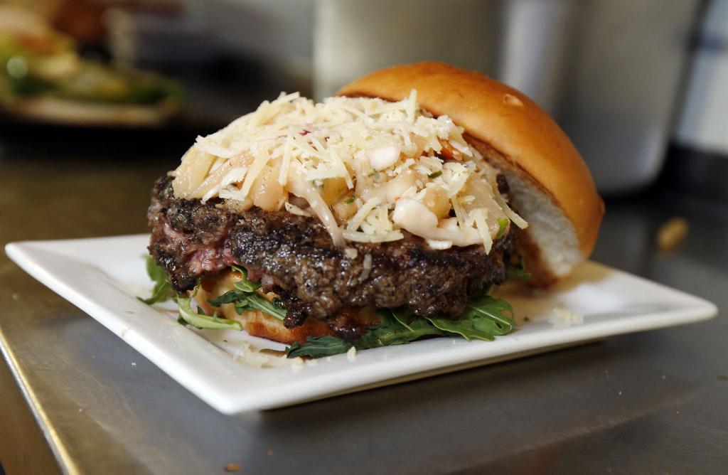 Make The Best Burgers For Your Backyard Fourth Of July Food