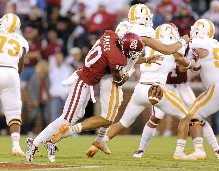 PHOTOS: More Sights From The Tennessee-Oklahoma Game