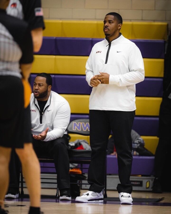 Creed Flowers returns to Edison as boys basketball coach