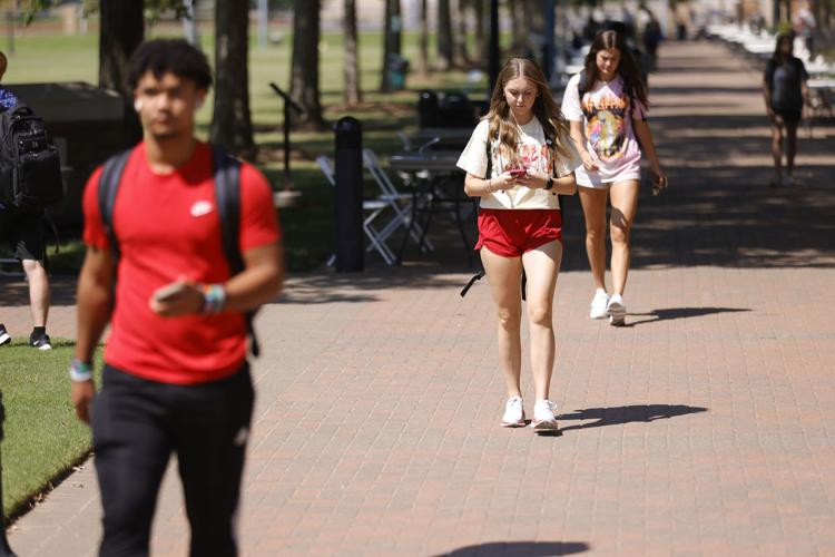 082922-tul-nws-fall-enrollment-p6