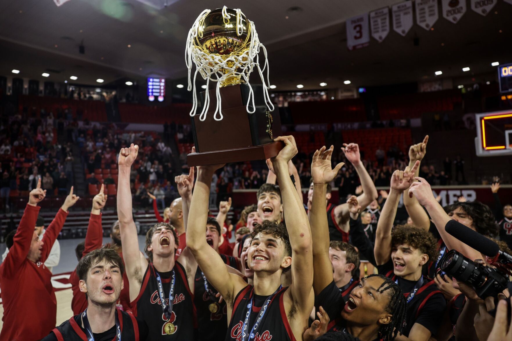 Jalen Montonati Leads Owasso To First State Title