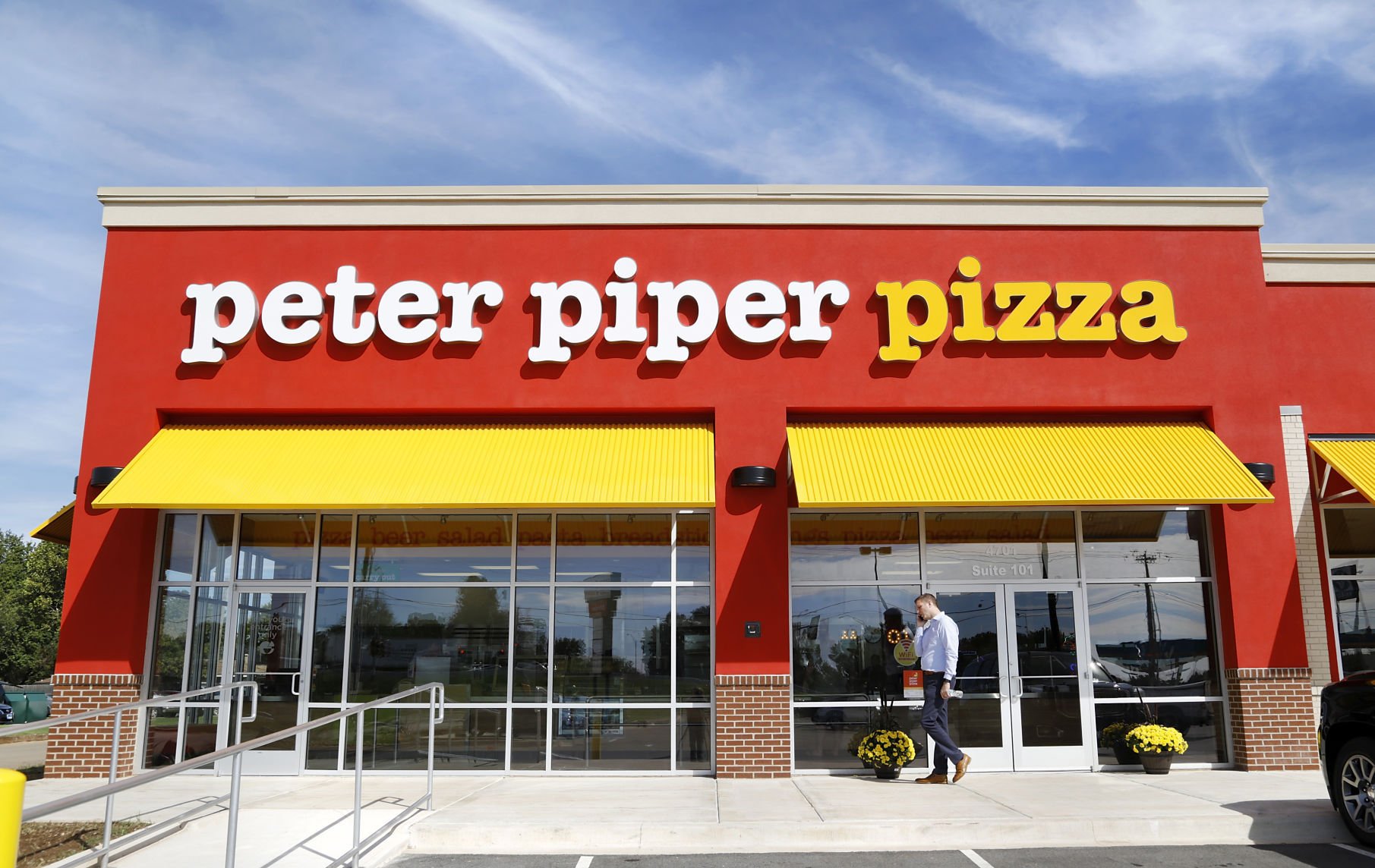 Peter piper pizza dinosaur