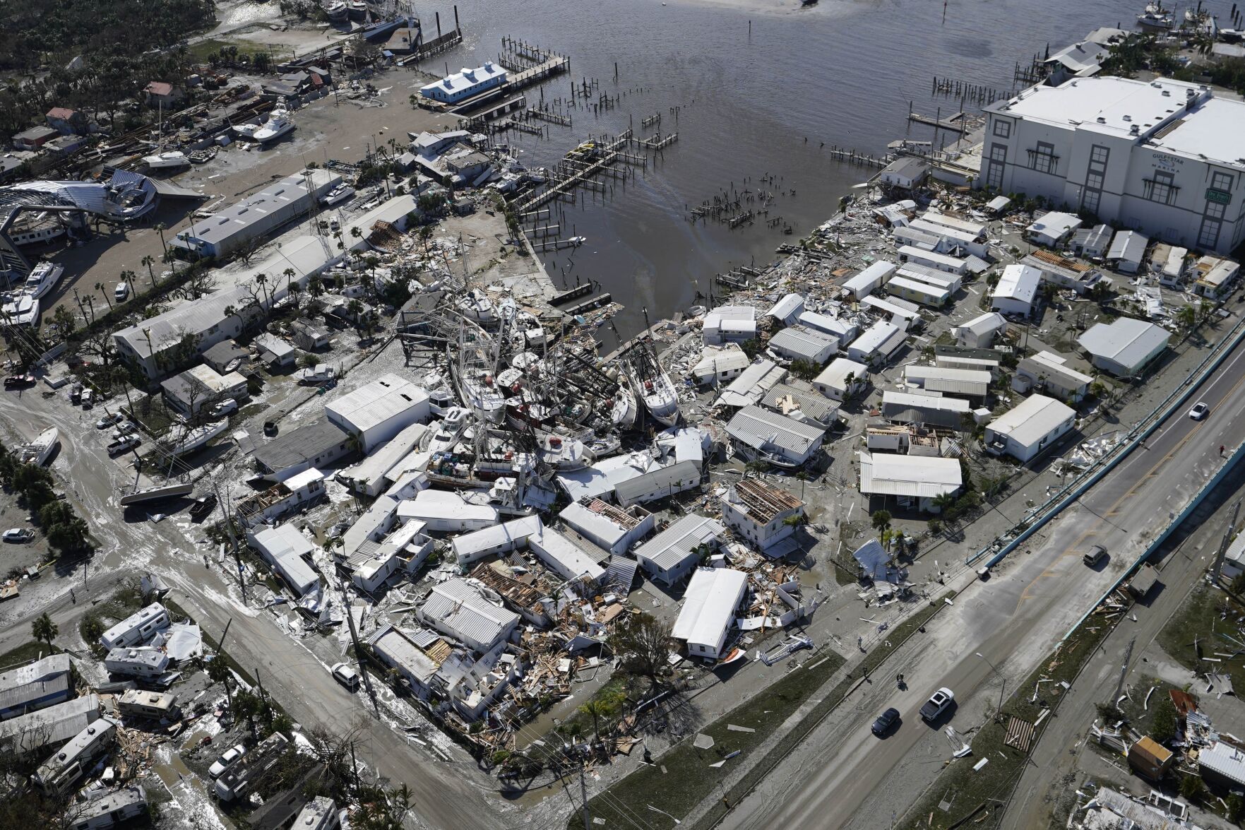 Full coverage of Hurricane Ian, Betty White's belongings up for