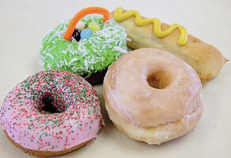 Review Daylight Donuts Super Shop nearing 30 years in Tulsa