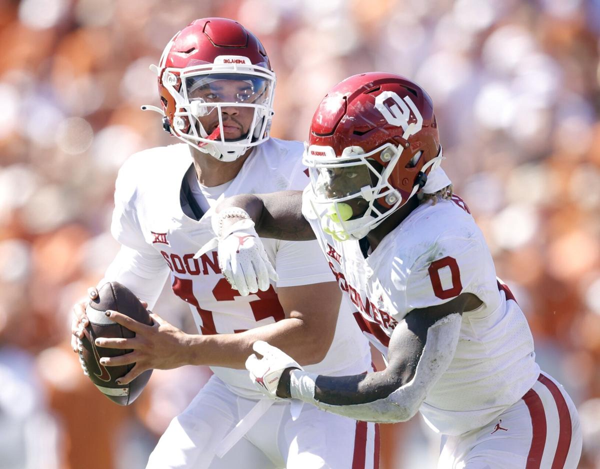 Caleb Williams throwing the ball