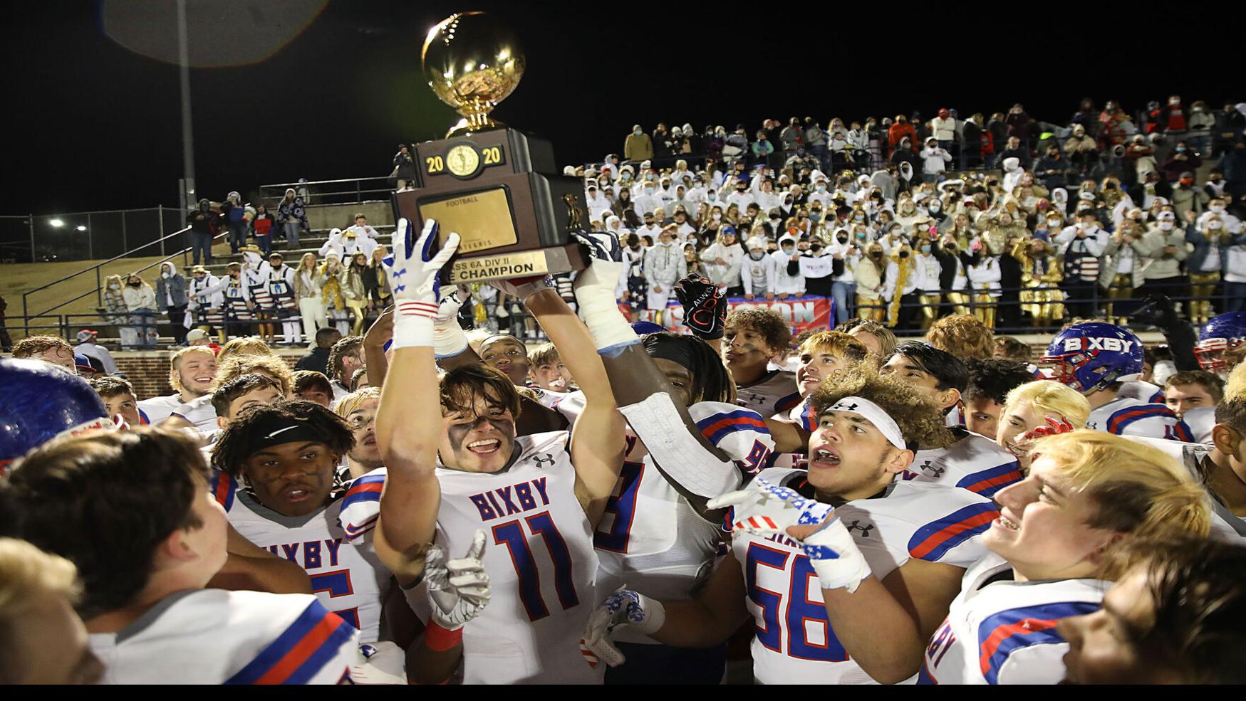 Watch The Highlights Bixby Wins Third Straight 6aii State Title With 17 14 Win Over Choctaw Ok Preps Extra Tulsaworld Com
