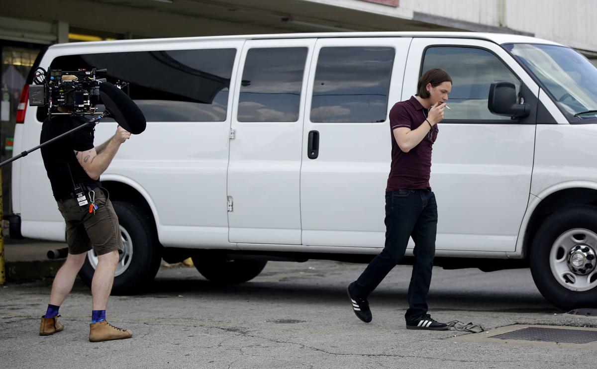 Photos Tulsa Native Filmmaker Back For Movie Shoot With His Biggest Cast Yet Including An Oscar Winner Movies Tulsaworld Com