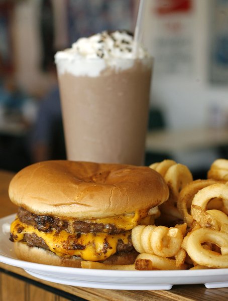 Harden S Hamburgers Changes Make Positive Impact But Burgers Stay Same Food Cooking Tulsaworld Com