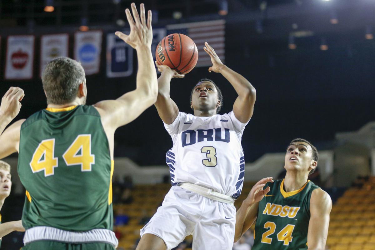 Oru Basketball Golden Eagles Notch First Summit League Win 79 73