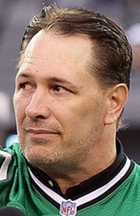 Teenage driver charged in fatal crash involving former TU and NY Jets player Dennis Byrd