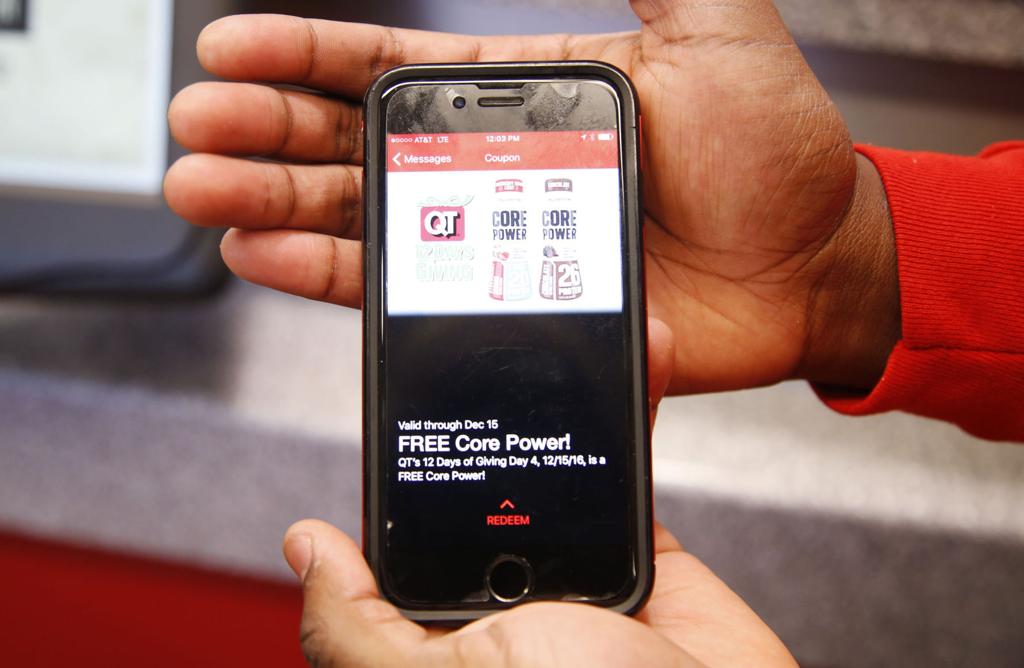 Quiktrip 12 Days Of Christmas 2021 With Seasonal Promotion Quiktrip Drives Mobile App Awareness Business News Tulsaworld Com