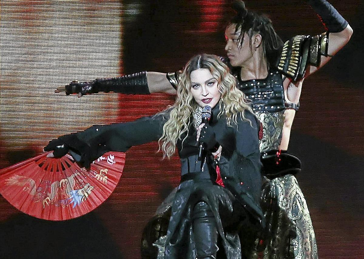 Photo Gallery Madonna rocks Tulsa stage for the very first time