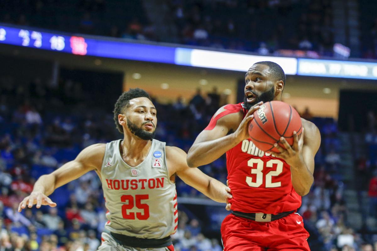 Ncaa Tournament In Tulsa Houston Defeats Ohio State Advances To