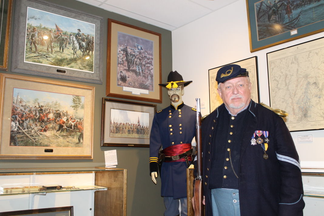 The Blue and the Gray: Civil War re-enactment to benefit military museum