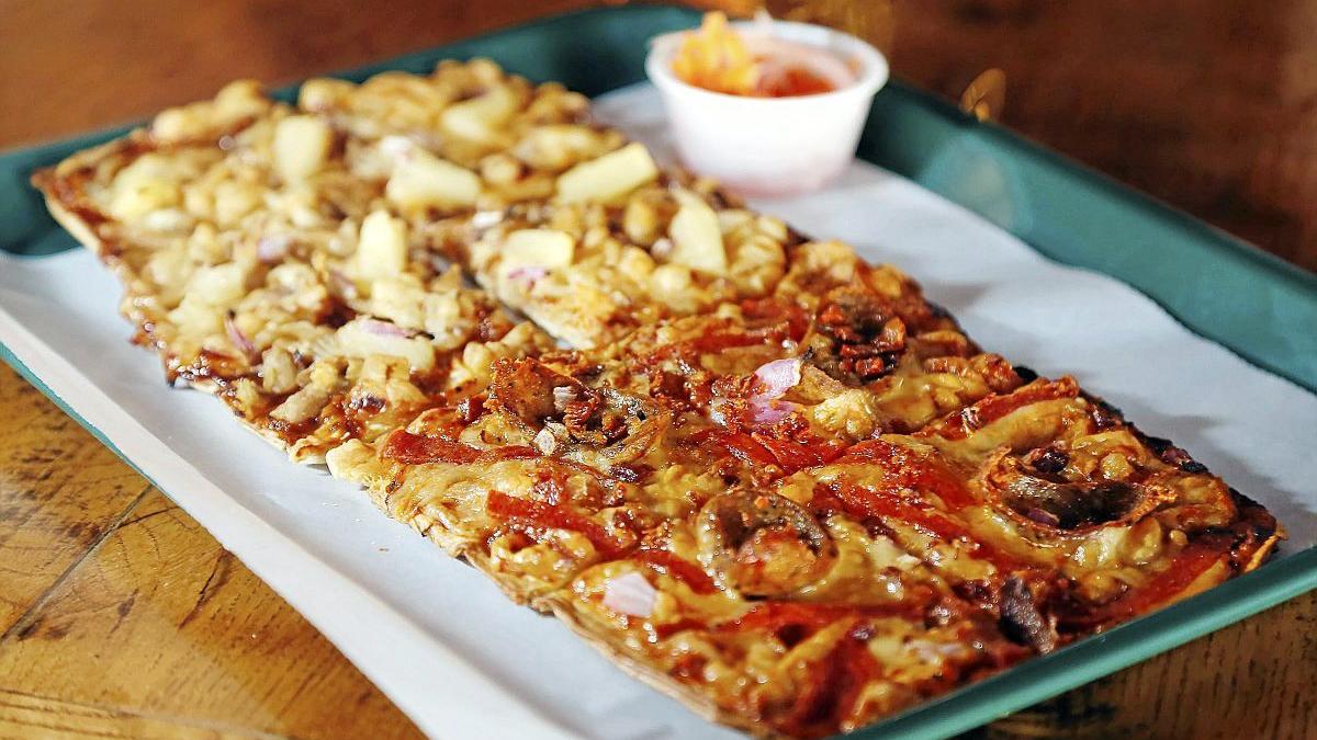 review the hunt club keeps truckin with asam new menu food cooking tulsaworld com