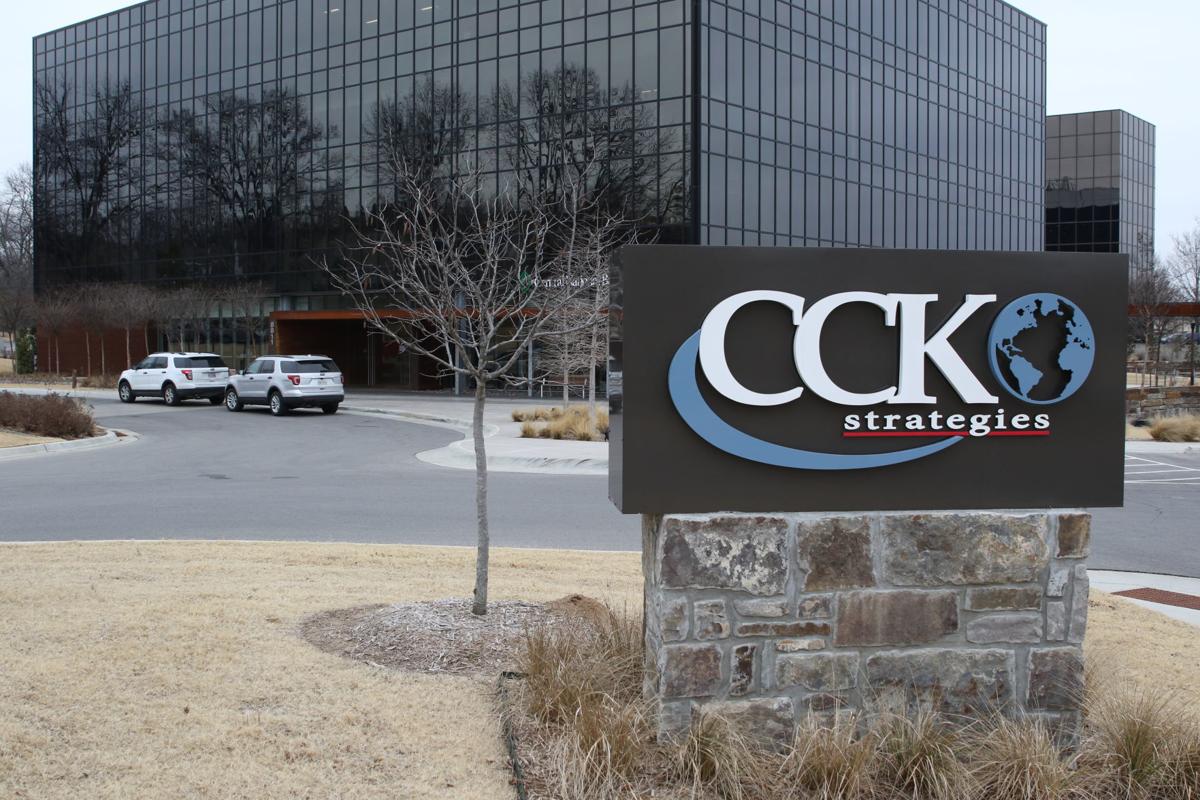 Tulsa Accounting Firm Gets Export Award From U S Secretary Of Commerce Local Business News Tulsaworld Com