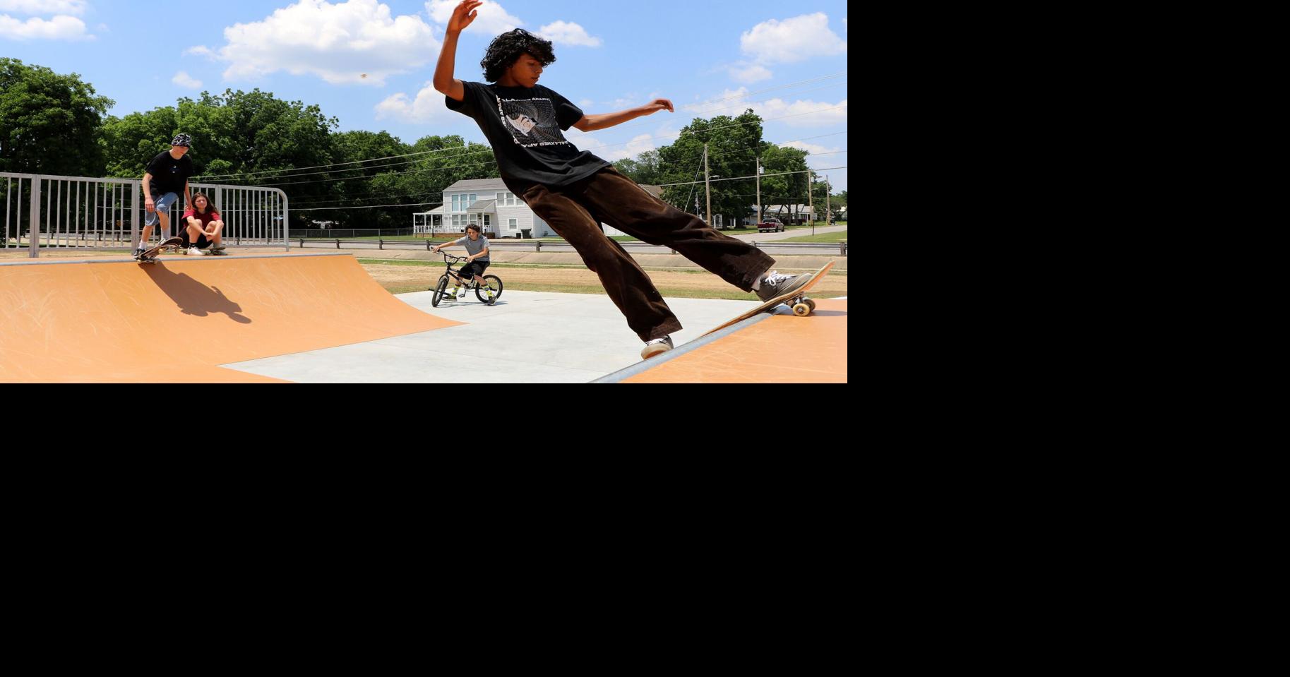 ‘For the kids and community’ Skiatook celebrates grand opening of new skate park