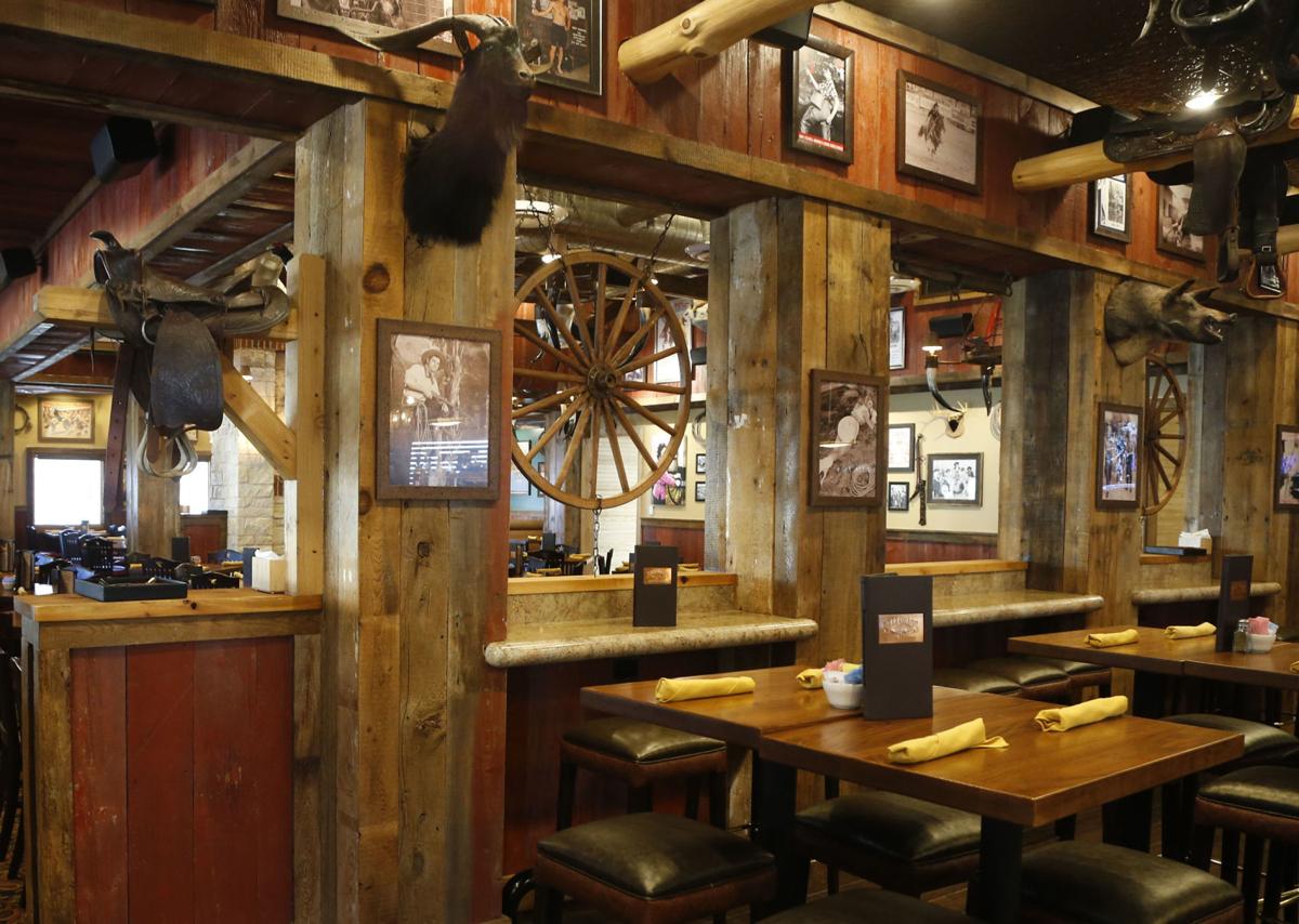 Review Saltgrass Steak House Offers A Slice Of The Old West To Tulsa Diners Food Cooking Tulsaworld Com