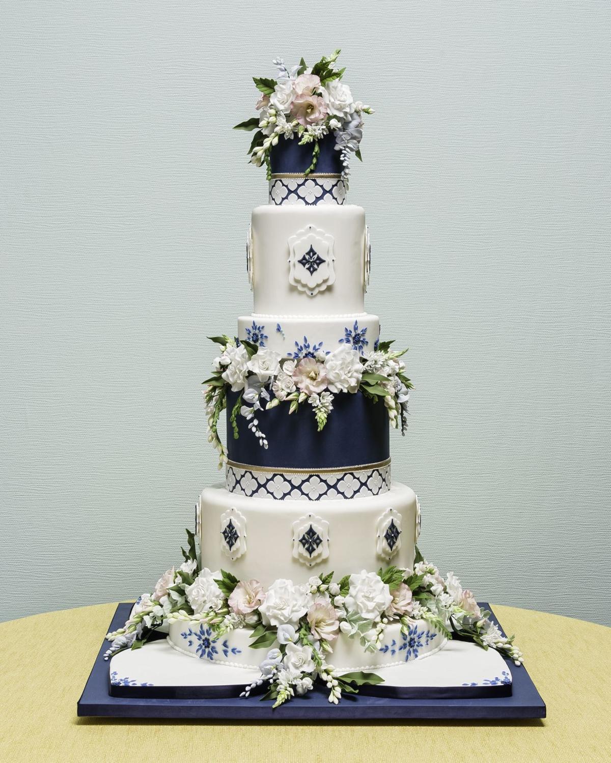 Queen Of Cake Kerry Vincent Brings Sugar Arts Show To A Close
