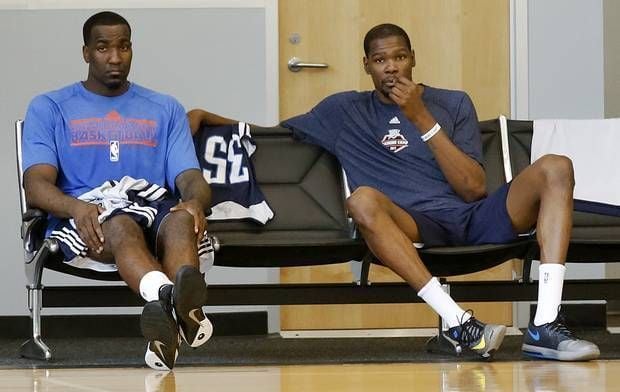 kevin durant sitting