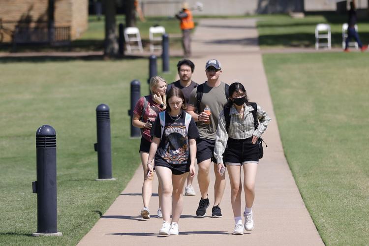 082922-tul-nws-fall-enrollment-p1