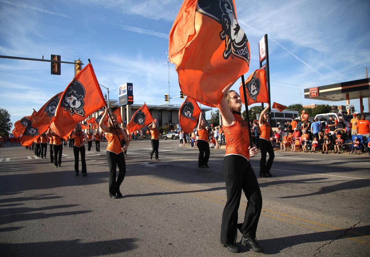 Photo gallery Oklahoma State's parade Slideshows