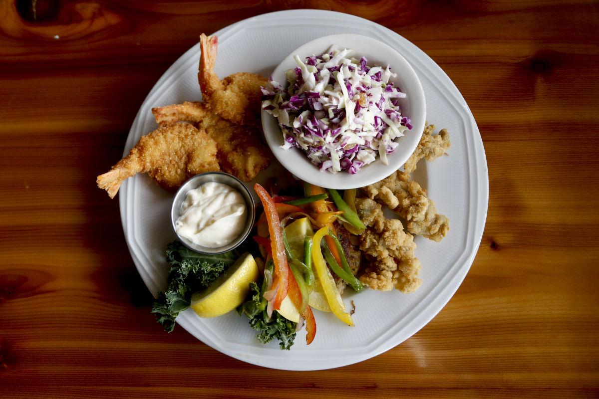 Review High Tide Seafood House off to swimming start in west Tulsa