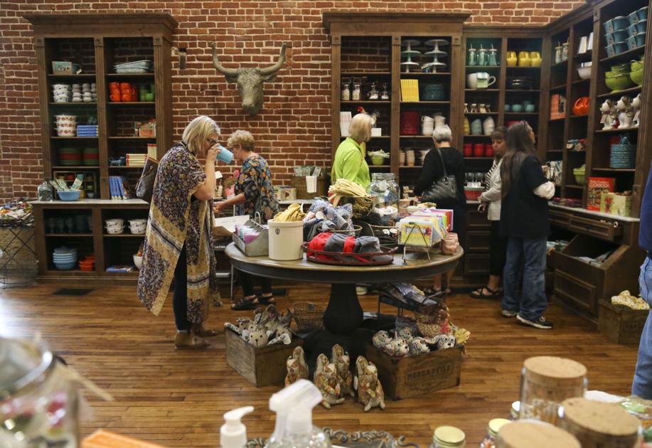 Photo Gallery Ree Drummond's new Pioneer Woman Mercantile opens in