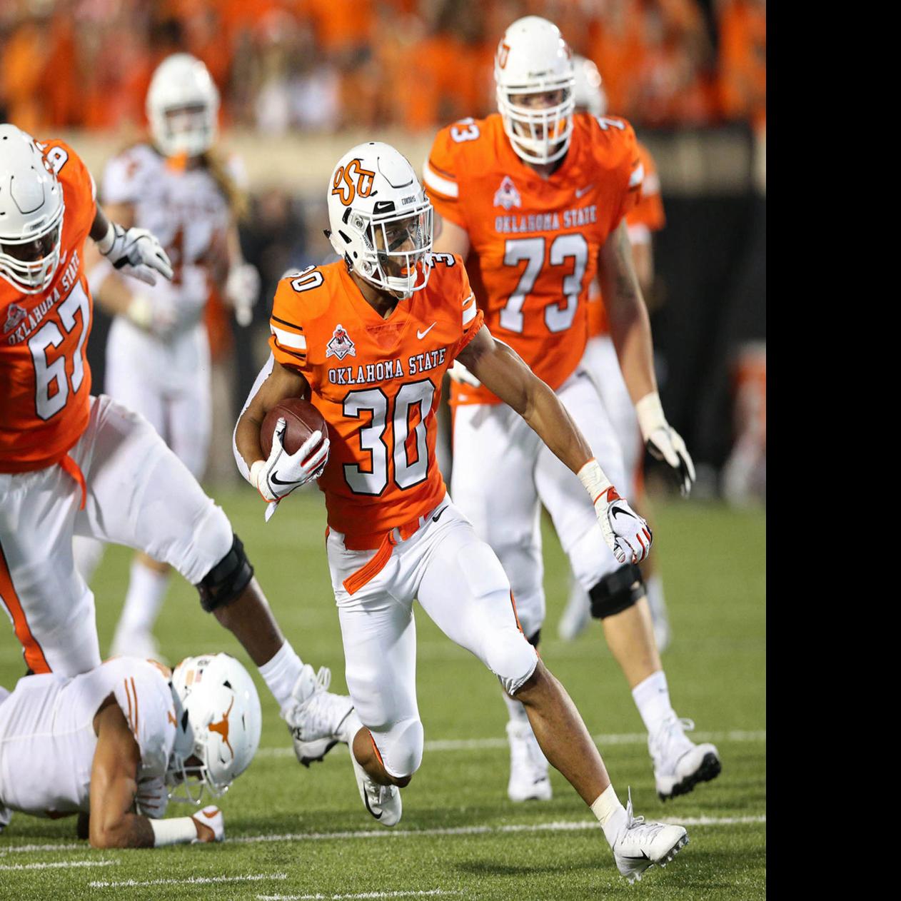 Osu Football Running Back Chuba Hubbard S Practice Style Reminds