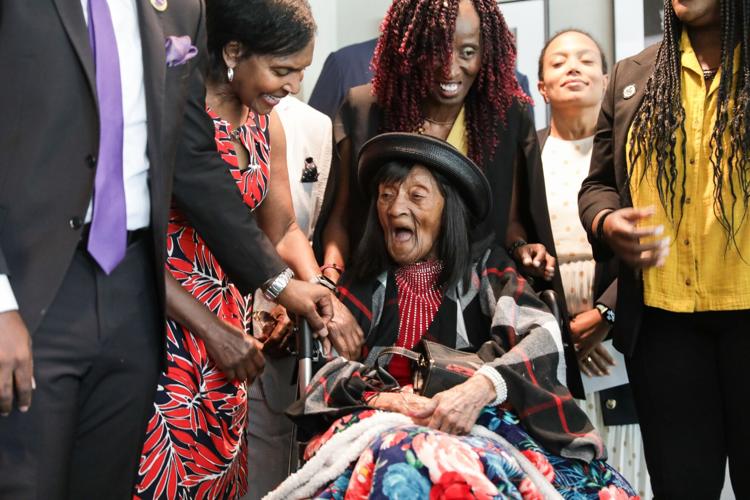 070324-tul-nws-massacre-p5