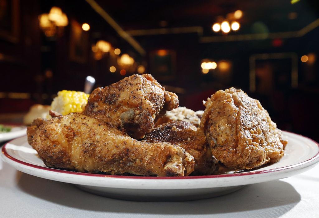 160 Restaurants Offering Curbside Service And Delivery Following Closures Dining Tulsaworld Com