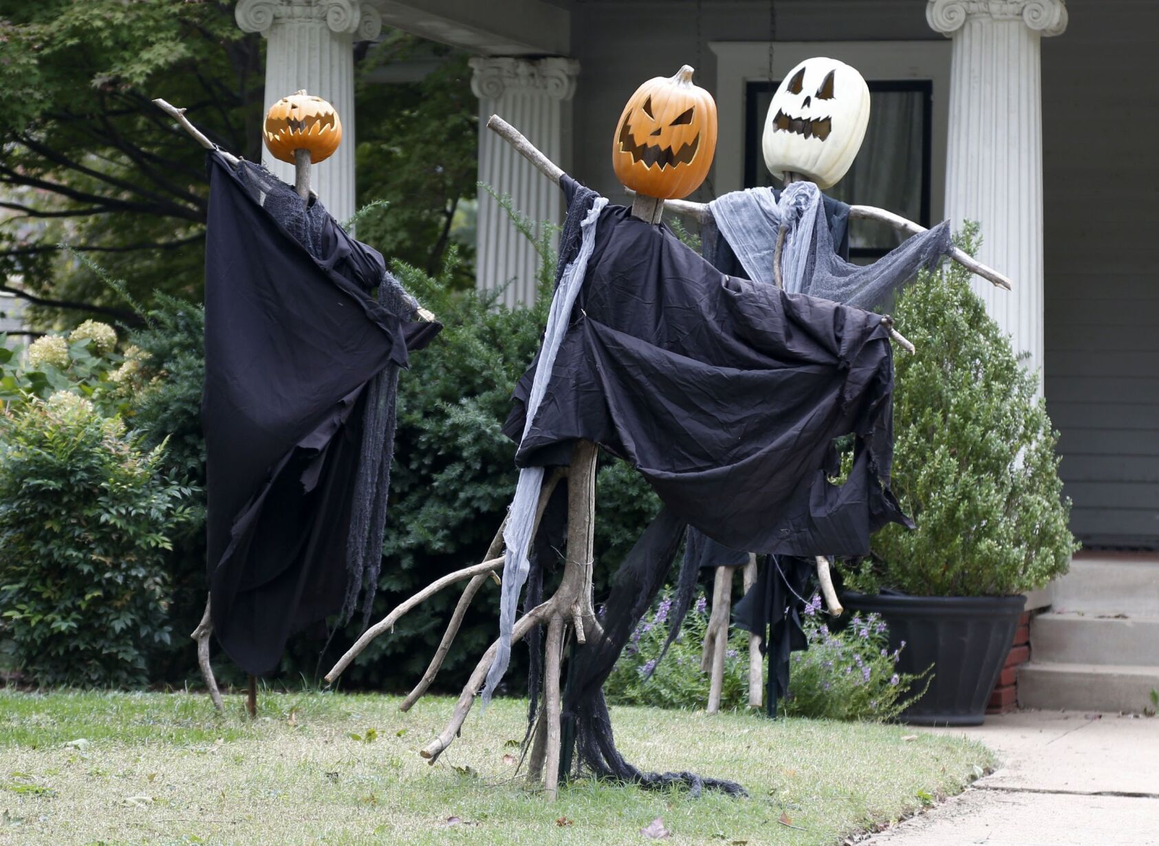 halloween decorations tulsa