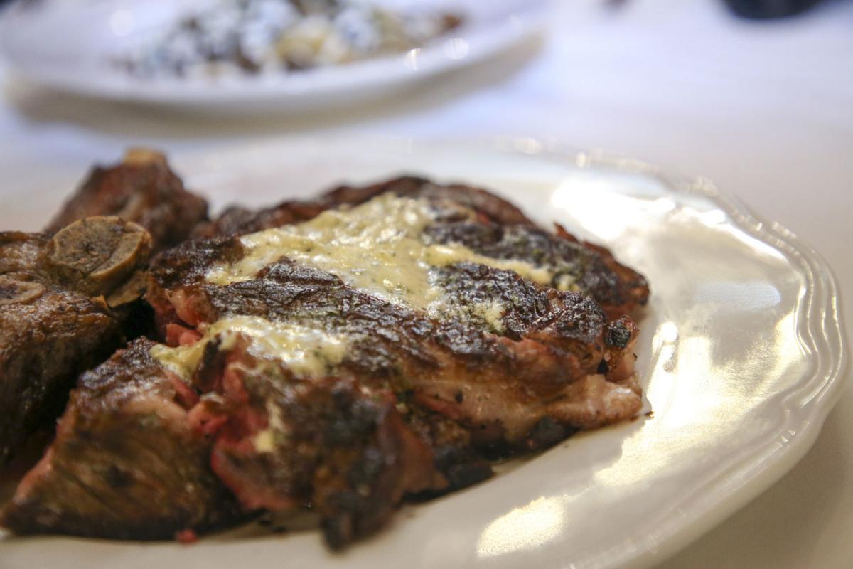 Review Menu Overhaul Mixes Classics With New Items At Celebrity Restaurant Dining Tulsaworld Com