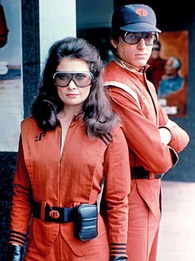 V' is for very entertaining science-fiction allegory, image size:400x533