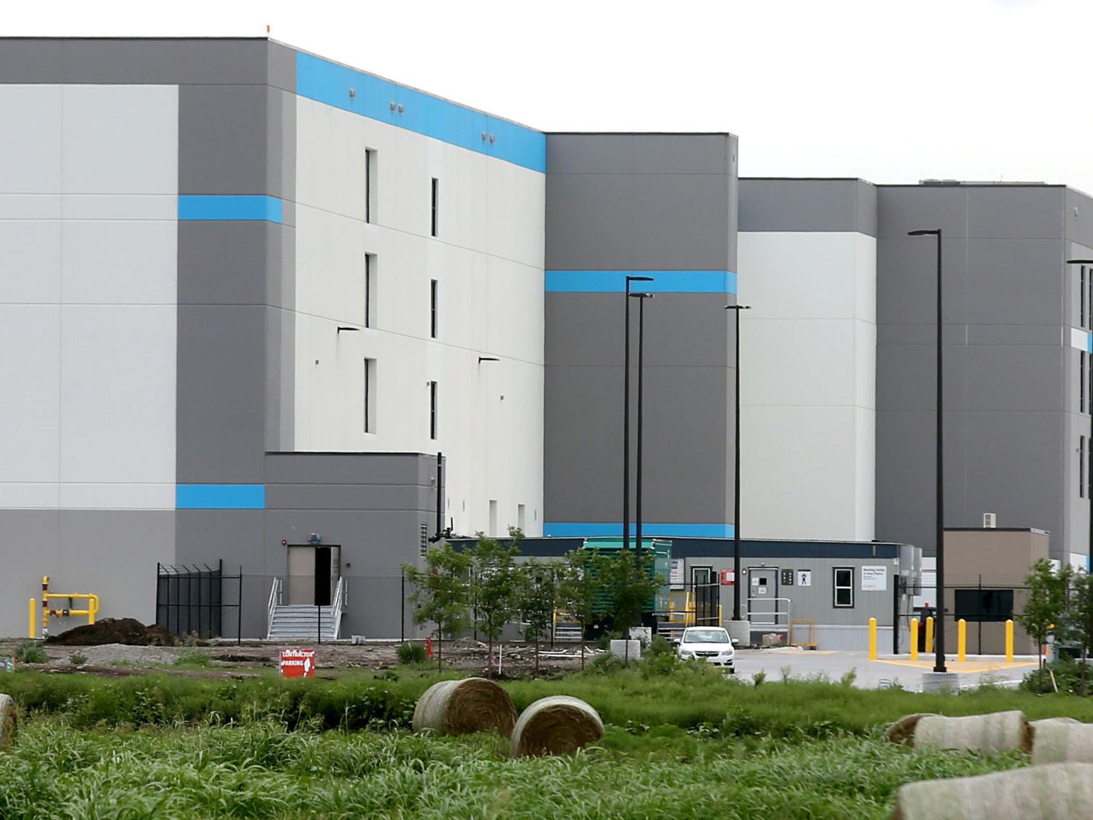 Amazon Expects To Open Tulsa Fulfillment Center In Second Quarter Copy Tulsaworld Com Amazon Expects To Open Tulsa Fulfillment Center In Second Quarter Copy Tulsaworld Com