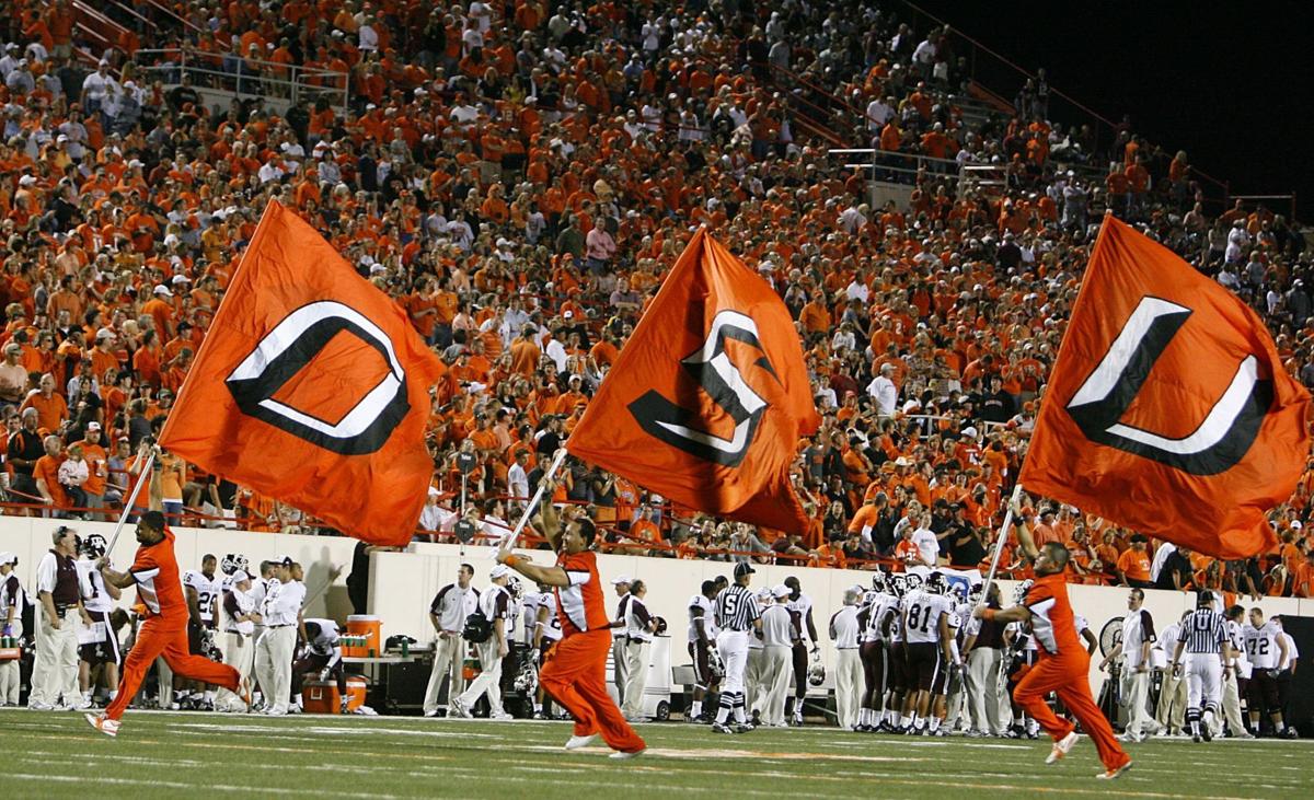 Oklahoma State Cowboys flags, Oklahoma State University flags at