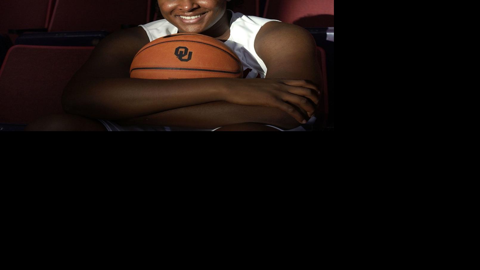Ou Women S Basketball Courtney Paris Prepared To Lead New Legacy