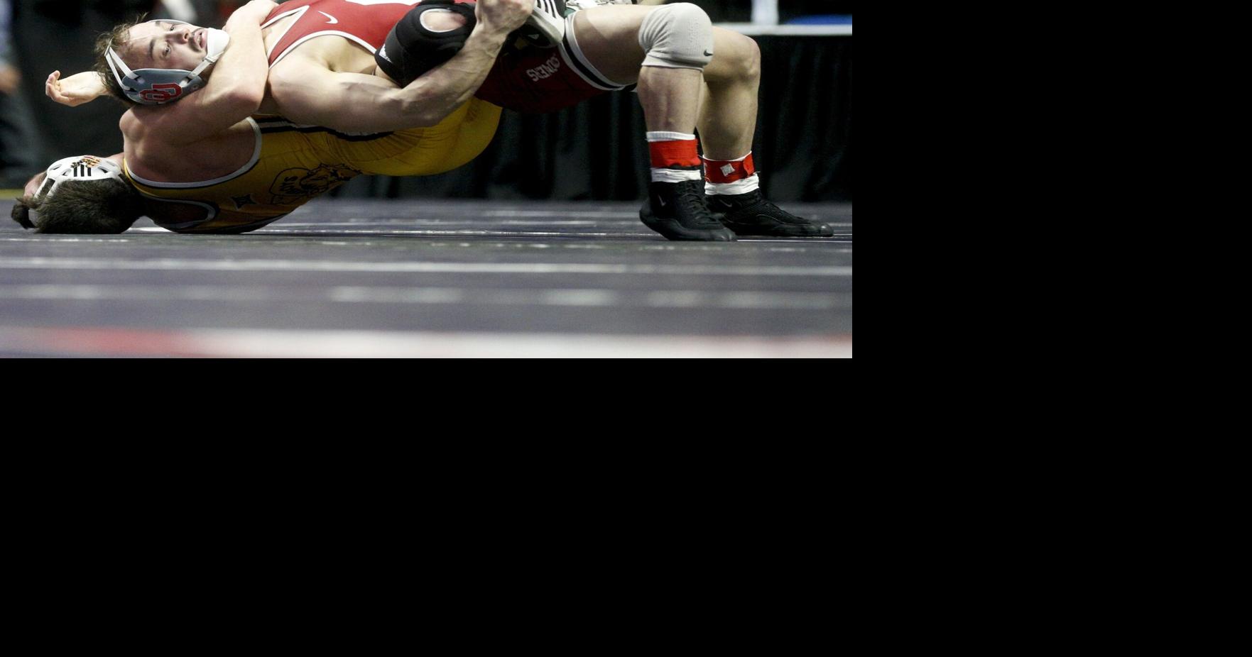 OU finishes strong in Big 12 wrestling tournament with two thirds