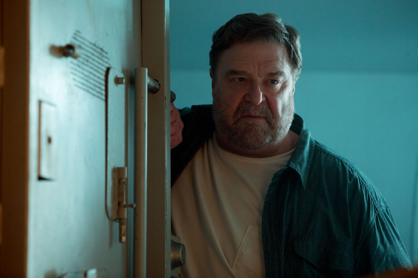 Movie Review: '10 Cloverfield Lane' Is Quality Thriller | Movies ...