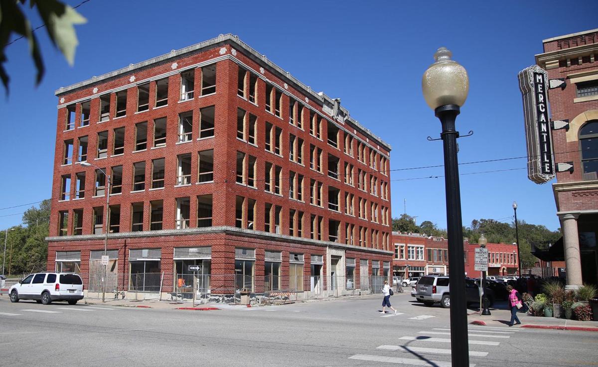 Prairie companions Yearold Pioneer Woman Mercantile spawns new