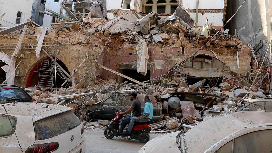Beirut Explosion Leaves City Devastated People Desperate National News Tulsaworld Com