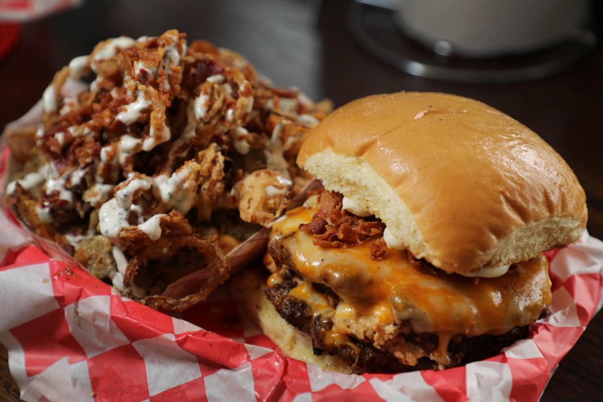 Review: Flo #39 s Burger Diner makes spicy introduction to midtown Tulsa