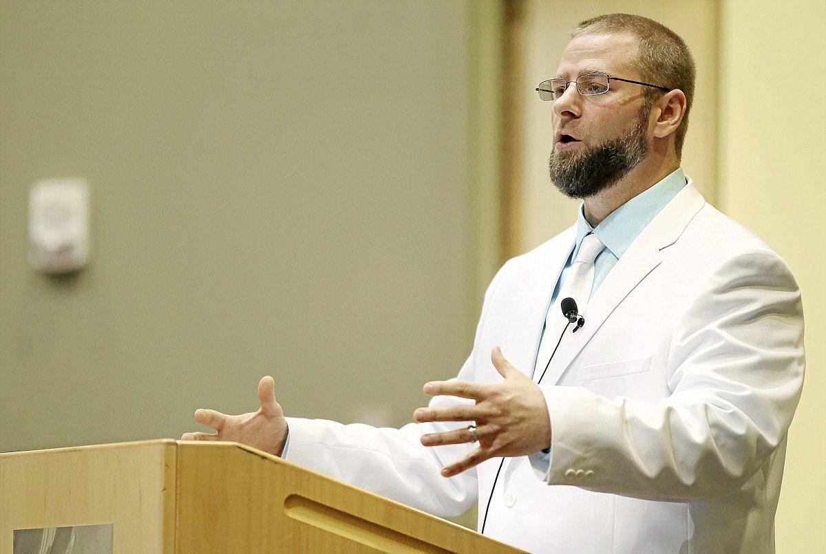 Imam John Ederer: Muslims offended by candidate Ben Carson 