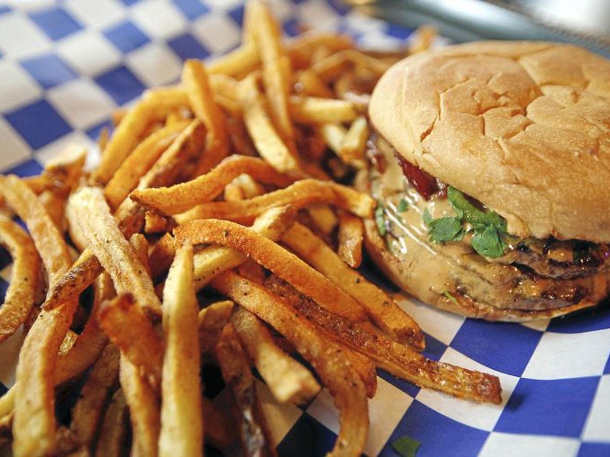 Best In The World Fat Guy S Burger Bar Archive Tulsaworld Com