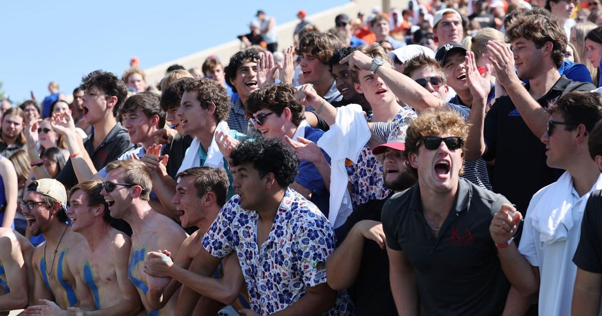 Football athletes endure a brutally hot Oklahoma August