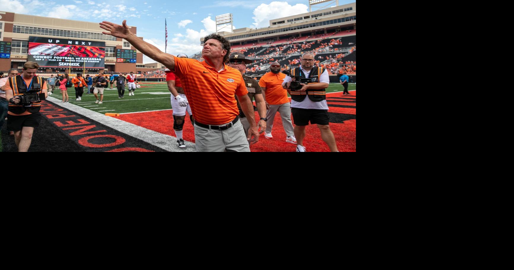 Bill Haisten: Still silent after nine months, does Mike Gundy get a statue?