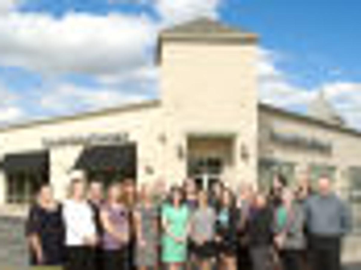 Real Estate Guaranty Abstract Company Business People