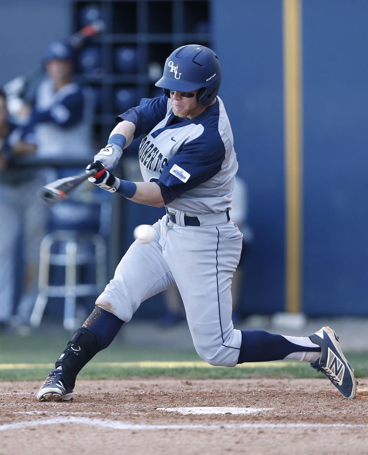Photo Gallery ORU baseball faces IPFW Gallery